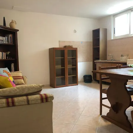 Schones In Mehrfamilienhaus, 2.5 Km Zum Strand, 2 Erwachsene, 2 Kinder