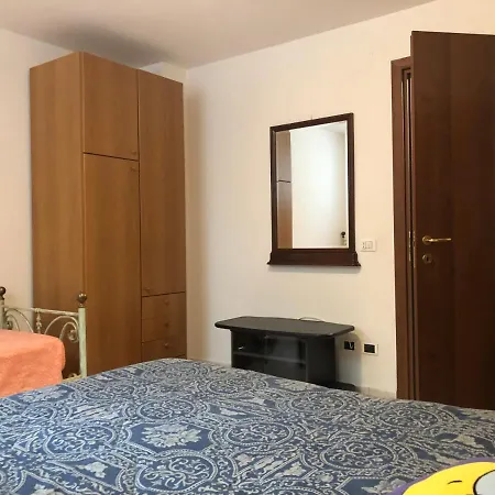 Apartmán Schones In Mehrfamilienhaus, 2.5 Km Zum Strand, 2 Erwachsene, 2 Kinder *