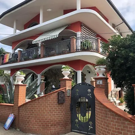 Apartmán Schones In Mehrfamilienhaus, 2.5 Km Zum Strand, 2 Erwachsene, 2 Kinder